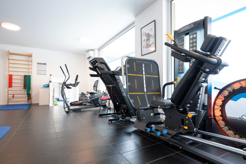 Macchinari della palestra riabilitativa – Fisioterapia Torriani, Vacallo